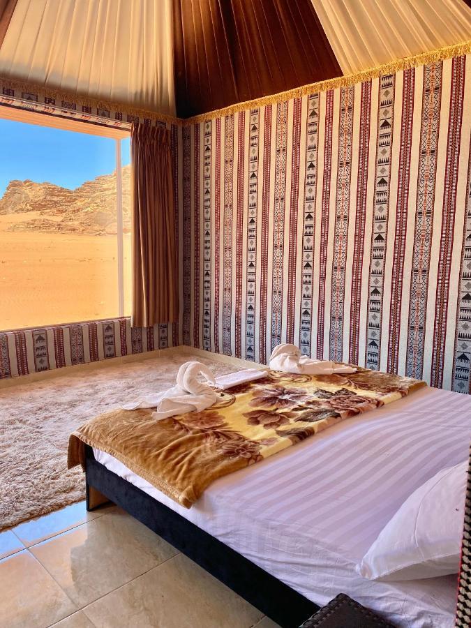 Wadi Rum Noor Camp Ngoại thất bức ảnh