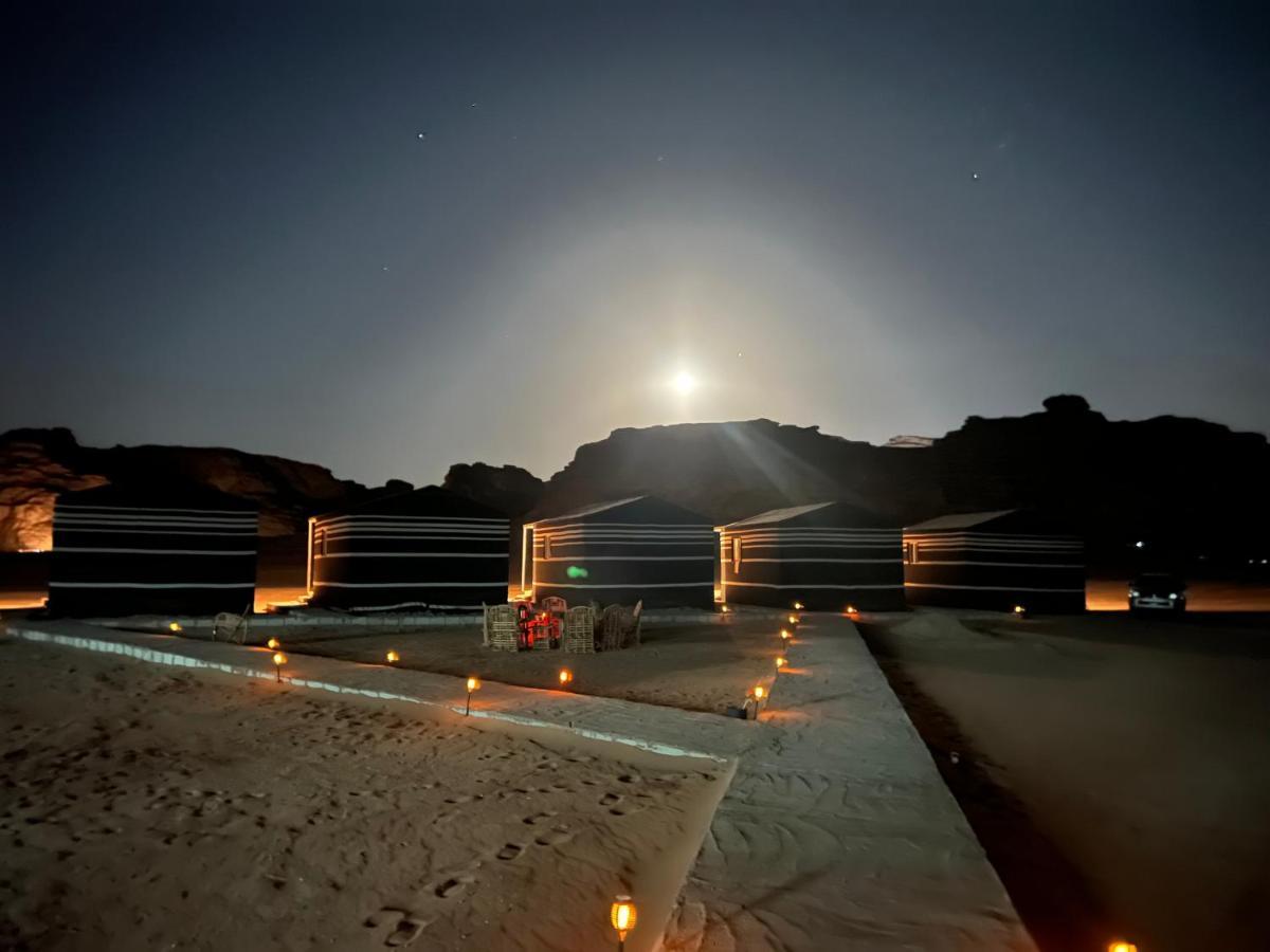 Wadi Rum Noor Camp Ngoại thất bức ảnh