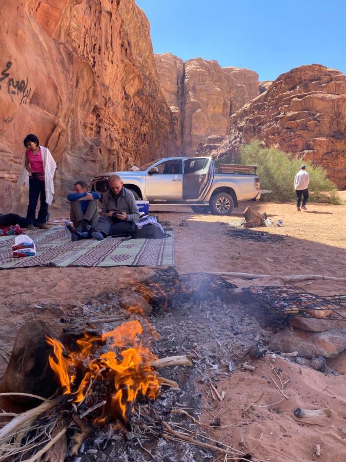 Wadi Rum Noor Camp Ngoại thất bức ảnh